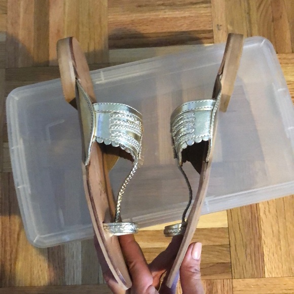 Gold open toe sandals - Picture 5 of 5